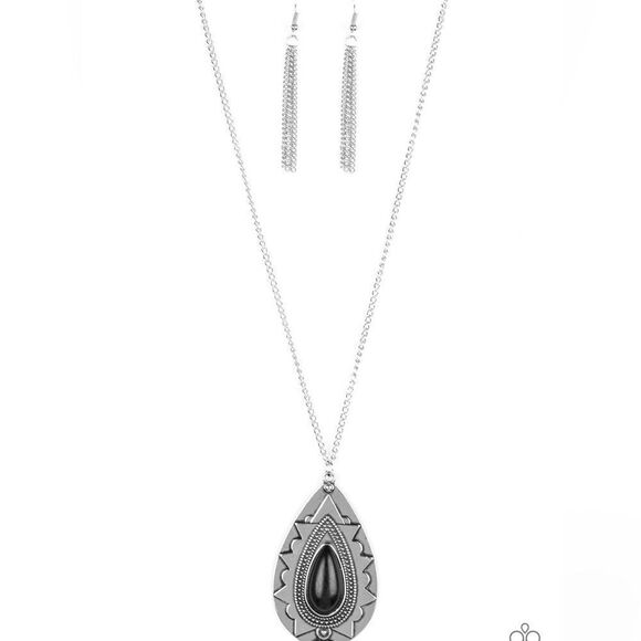 Set! Long silver tone chain with western pendant black stone accent - Picture 2 of 3